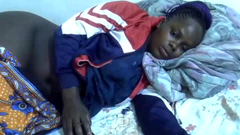 lyn_anna online show from August 8, 5:51 am