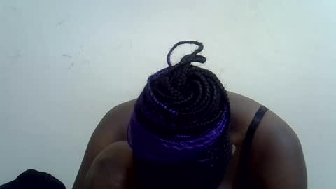 lyn_anna online show from August 12, 11:23 am