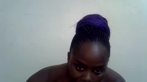 lyn_anna online show from August 13, 11:35 am