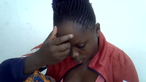 lyn_anna online show from August 15, 8:07 am