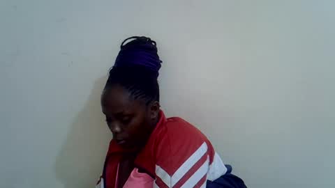 lyn_anna online show from August 15, 9:13 am