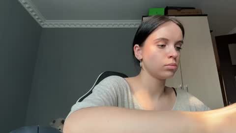 Eva online show from August 3, 12:01 pm