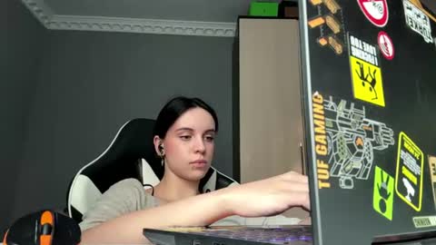 Eva online show from August 7, 12:38 pm