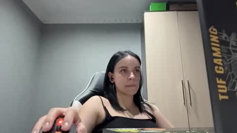 Eva online show from August 8, 3:23 pm