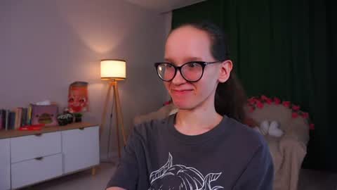Sara online show from August 8, 1:16 am