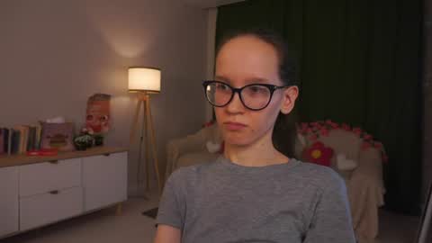 Sara online show from August 11, 11:29 pm