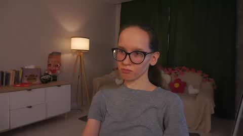 Sara online show from August 12, 1:41 am