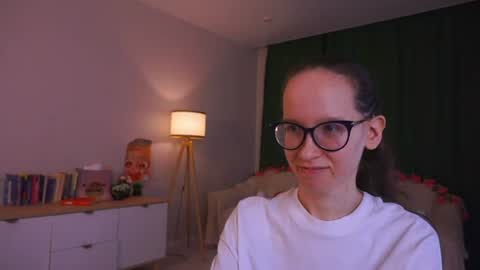 Sara online show from August 12, 7:27 pm