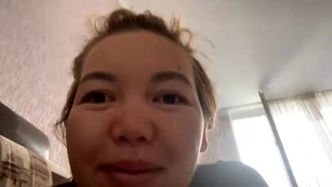 Lynn Monica online show from August 9, 11:00 am