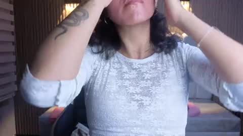 lynn_turner_ online show from July 24, 12:41 pm