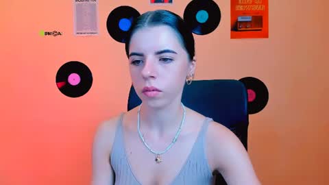 lyra_desire online show from August 7, 8:36 am