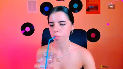 lyra_desire online show from August 7, 10:48 am