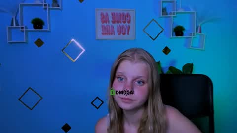 lyra_desire online show from August 9, 1:06 am