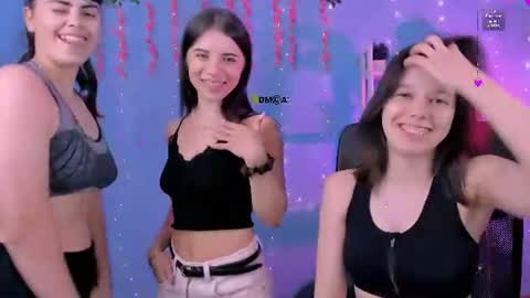 lyra_desire online show from August 9, 8:10 pm