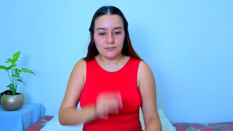 Lyra Carter online show from July 29, 1:29 pm