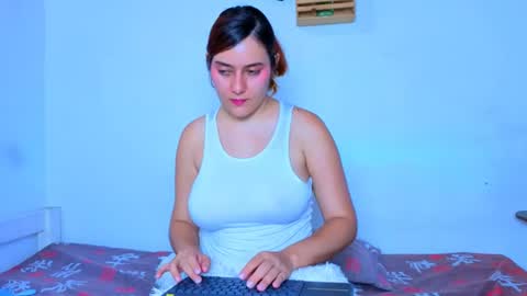 Lyra Carter online show from August 12, 12:40 pm
