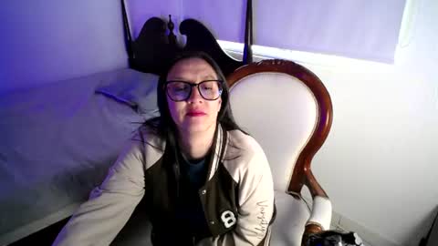 lyrasweet online show from September 5, 3:17 pm