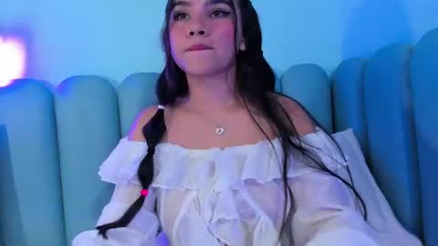 isabella online show from August 10, 12:12 am