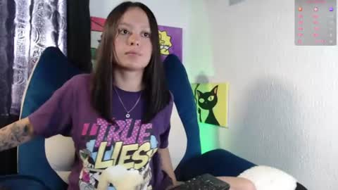 lyshana online show from July 11, 5:08 pm