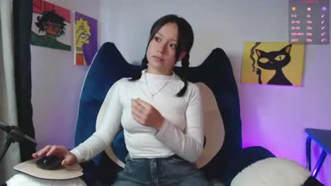 lyshana online show from July 24, 5:16 pm