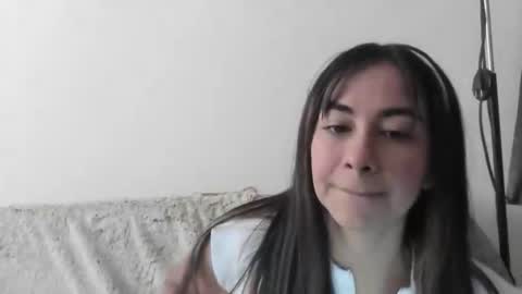 lyzzi smith online show from March 30, 5:42 pm
