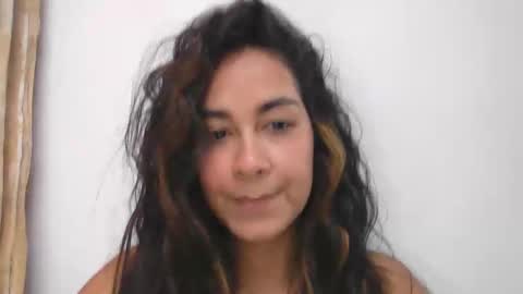 lyzzi smith online show from April 14, 9:44 pm