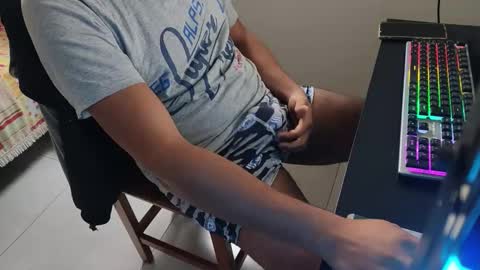 m0ren01995 online show from May 31, 4:53 pm