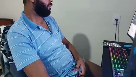 m0ren01995 online show from June 8, 12:05 am