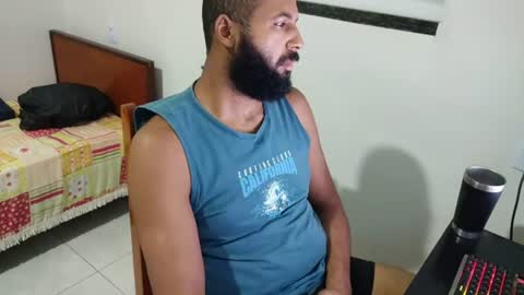 m0ren01995 online show from July 19, 1:40 am