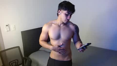 MICHAEL online show from August 8, 3:39 am