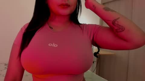 Emilia  online show from August 15, 4:33 pm