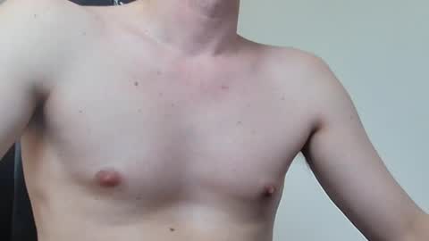 m3n1c online show from March 8, 1:39 pm
