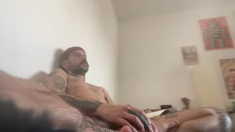 m4dey0ul00k online show from August 9, 3:24 pm