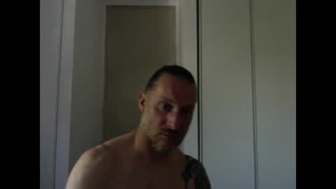 m4rduk81 online show from May 9, 1:13 pm