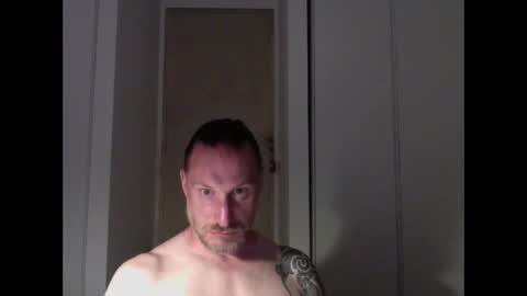 m4rduk81 online show from May 25, 7:58 pm