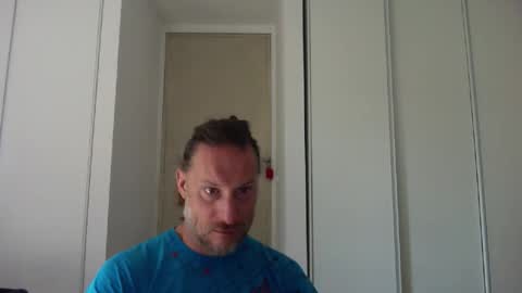 m4rduk81 online show from May 31, 7:10 am