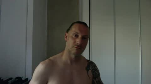 m4rduk81 online show from June 18, 5:13 pm