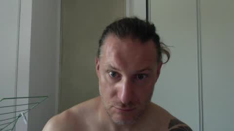 m4rduk81 online show from August 9, 9:54 am