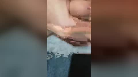 m7082902 online show from August 15, 1:37 pm