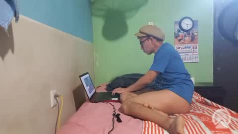 Maaqui online show from August 9, 10:11 pm