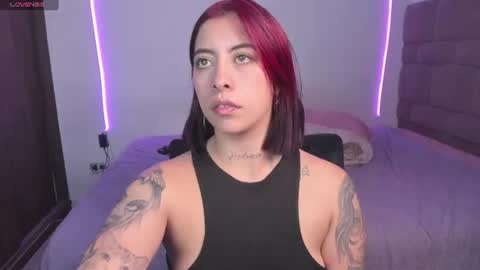 Sara online show from August 8, 10:04 am