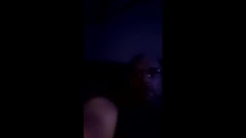 mac402992 online show from April 9, 5:26 am