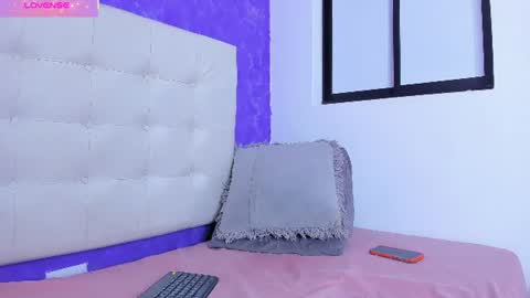 macarena_05_ online show from August 6, 3:16 am