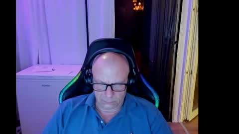 Andy online show from August 1, 11:44 pm