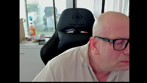 Andy online show from August 11, 5:37 pm
