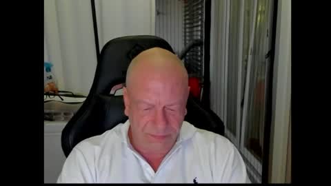 Andy online show from August 14, 4:05 am