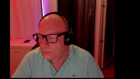 Andy online show from August 14, 7:50 pm