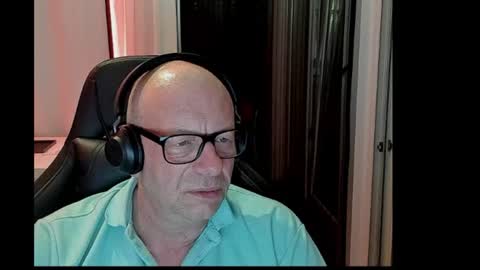 Andy online show from August 14, 8:56 pm