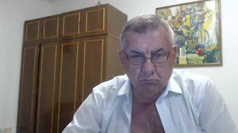 Macho online show from August 4, 6:27 pm