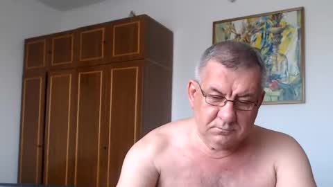 Macho online show from August 5, 3:43 pm